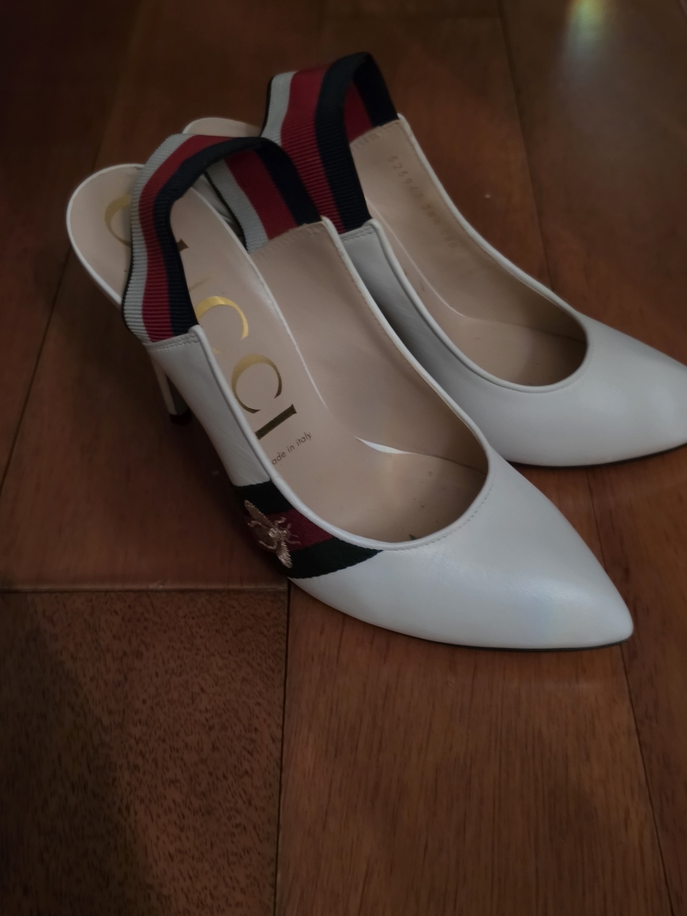 Gucci White Pointed Slingback Pumps with Red and Navy Web - Picture 7 of 7